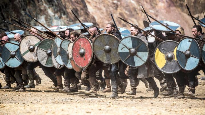 Vikinger på vej i krig